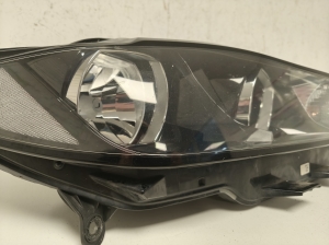 Jaguar XE (2015–2026) Esituli GX7313W029GD - 2