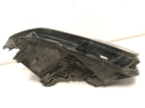 Jaguar XE (2015–2026) Esituli GX7313W029GD - 8