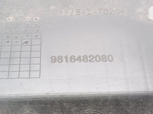 Citroen SpaceTourer I (2016–2026) Kraftstofftankschutz 9816482080 - 4