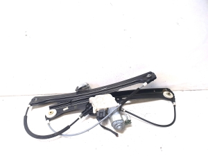 BMW 5 SERIES E60 (2003–2010) Esiukse aknatõstuk ja selle osad 7034352S - 2