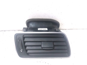 Grilles de ventilation du tableau de bord - 3AB819702A