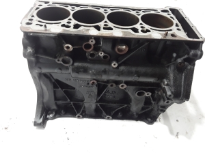 AUDI A5 (2016–2026) Engine block 06R103023H - 3