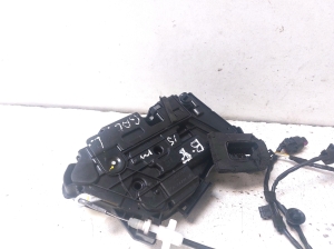 Volkswagen Passat B8 (2014–2023) Rear side door lock 5E0839015 - 5