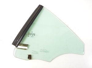   Rear quarter glass  - A1717350100 