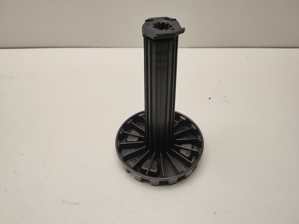Mercedes Benz ML-Class 166 (2011–2015) Reserveradhalterung A1668980114 Mercedes Benz ML-Class 166 (2011–2015) Reserveradhalterung A1668980114