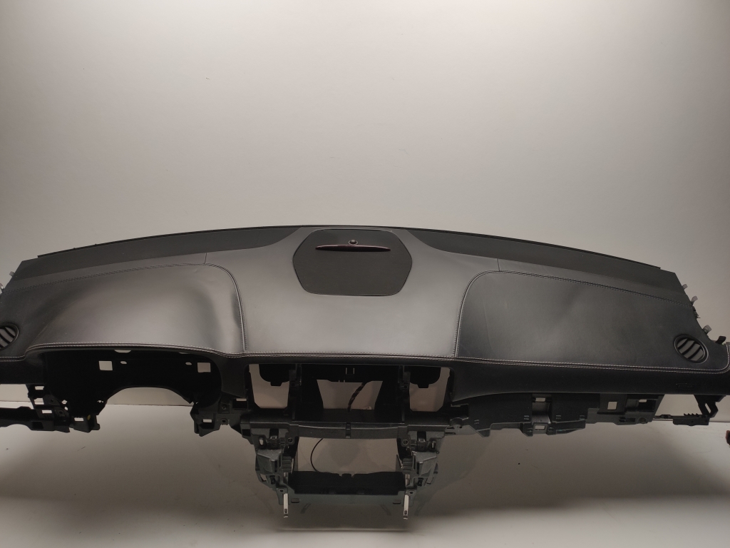 Mercedes Benz ML-Class 166 (2011–2015) Armatuurlaud A1666801187 Mercedes Benz ML-Class 166 (2011–2015) Armatuurlaud A1666801187