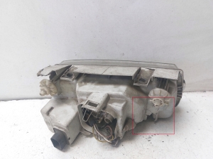 Volkswagen Polo II (1981–1994) Scheinwerfer vorne 96249500 - 2