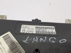 RENAULT Kangoo (2008–2020) Instrument cluster 8200796015 - 4