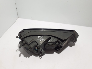 Volkswagen Touareg II (2010–2018) Esituli 7P2941005 - 2