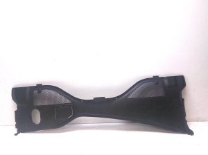 Wiper cowl trim panel - 4G8819447