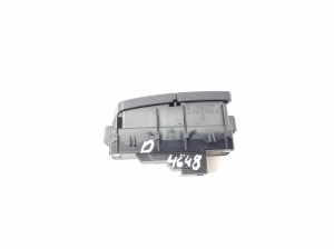 Mercedes Benz E-Class W207 (2009–2017) Door lock/unlock switch A2049058502 - 3