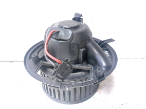 Heizungsgebläsemotor - 1K1820015F