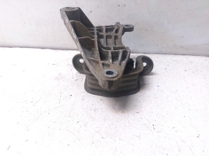 Volkswagen Transporter T6 (2015–2026) Motora spilvens 7E0399151C - 3