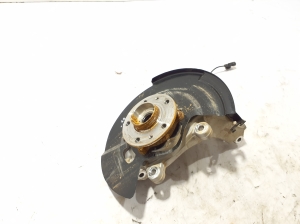 Front wheel hub - 400144631R