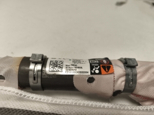 Opel Insignia (2017–2026) Katuse turvapadi 84443850 - 4
