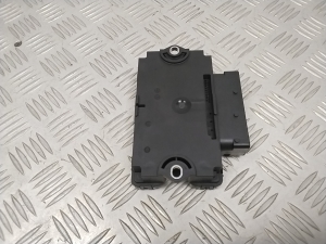 Porsche Cayenne (2010–2017) Electric parking brake control module 7P0907801C - 3