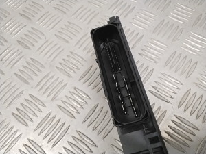 Porsche Cayenne (2010–2017) Electric parking brake control module 7P0907801C - 4