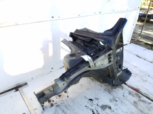 Polestar 2 II (2021–2026) Front quarter panel - 3