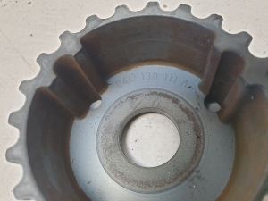 Volkswagen Transporter T6 (2015–2026) Fuel pump pulley 04L130101 - 5