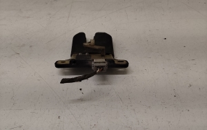 AUDI A3 8L (1996–2003) Trunk lid lock 8L0827505 - 2
