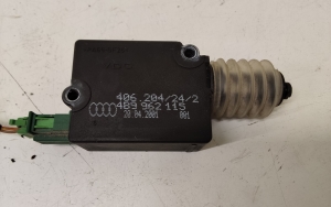 AUDI A6 ALLROAD C5 (2000–2005) Sonstiges Teil der Heckklappe 4B9962115 - 4