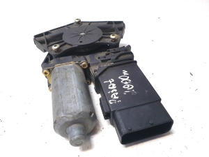 Volkswagen Passat B5 (1997–2005) Front door window regulator motor 101434203 - 3