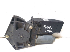 Front door window regulator motor - 101434203