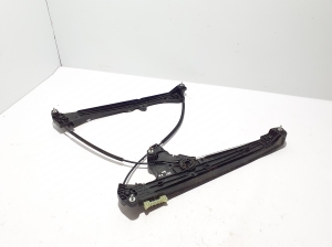   Front door window regulator  - 807205453R 