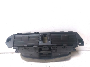 BMW 5 SERIES E60 (2003–2010) Armatuurlaua ventilatsioonivõred 05114001 - 2