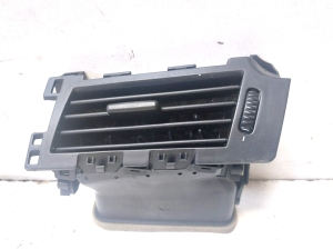 BMW 5 SERIES E60 (2003–2010) Interior ventilation grilles 05124001 - 3