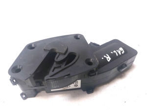 Skoda Superb (2008–2015) Trunk lid lock 3T0827300C - 2