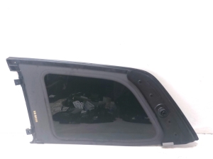 Mercedes Benz GL-Class 166 (2012–2015) Aizmugurējā spārna sānu stikls 43R009545 - 2