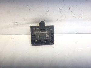 Türsteuergerät vorn - 8T0959793P