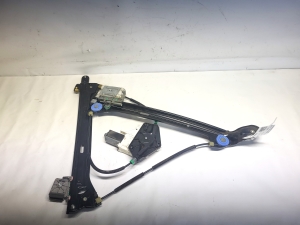 Esiukse aknatõstuk ja selle osad - 8T8837461A
