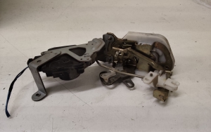 Mitsubishi Pajero III (1999–2006) Trunk lid lock 1015280470 - 2