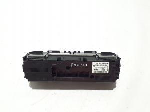 Volkswagen Touareg II (2010–2018) Heater control panel 7P6907040BM - 4