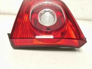 Volkswagen Tiguan (2007–2016) Rückleuchte Heckleuchte innen 5N0945094C - 2