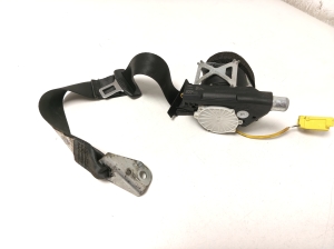   Tagumine turvavöö  - 5N0857806A 