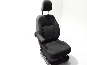 Opel Vivaro B (2014–2019) Front seat and its parts - 2