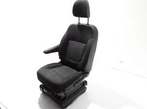Opel Vivaro B (2014–2019) Front seat and its parts - 3
