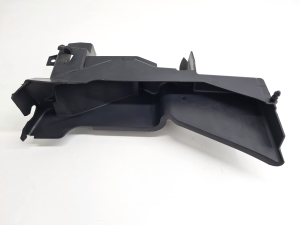   Other part under the hood  - AM51R02476AC 