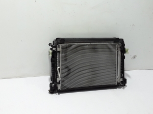 AUDI A3 8Y (2020–2026) Radiaatorite komplekt ja selle osad - 4