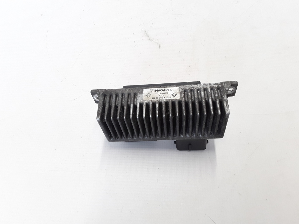 RENAULT Scenic 3 generation (2009-2015) Свечи 8200558438 21084739