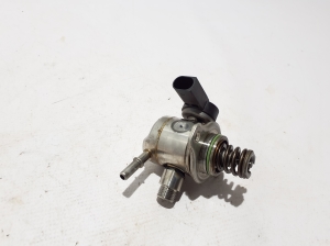 Fuel pump - 05E127027L