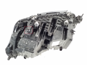 BMW X5 G05 (2018–2026) Scheinwerfer und seine Teile - 9