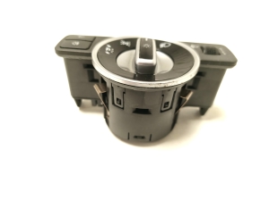 Mercedes Benz C-Class 204 (2007–2014) Headlight switch A2049058002 - 6