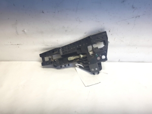 Außengriffhalter der hinteren Seitentüren - 8T0837885A