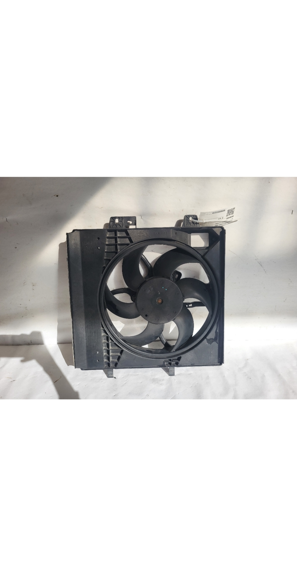 Peugeot 207 (2006–2015) Dzesēšanas ventilators un tā daļas 9653804080 Peugeot 207 (2006–2015) Dzesēšanas ventilators un tā daļas 9653804080