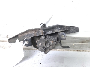 TOYOTA Corolla (2001–2007) Hood latch 5351002140 - 2