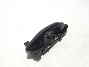 AUDI A3 8Y (2020–2026) Rear side door exterior handle and its parts - 3